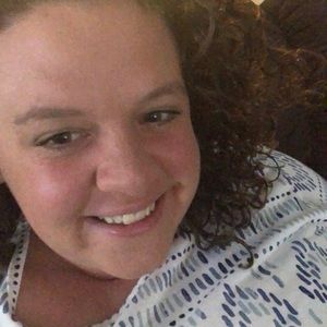 Meet your Posher, Whitney